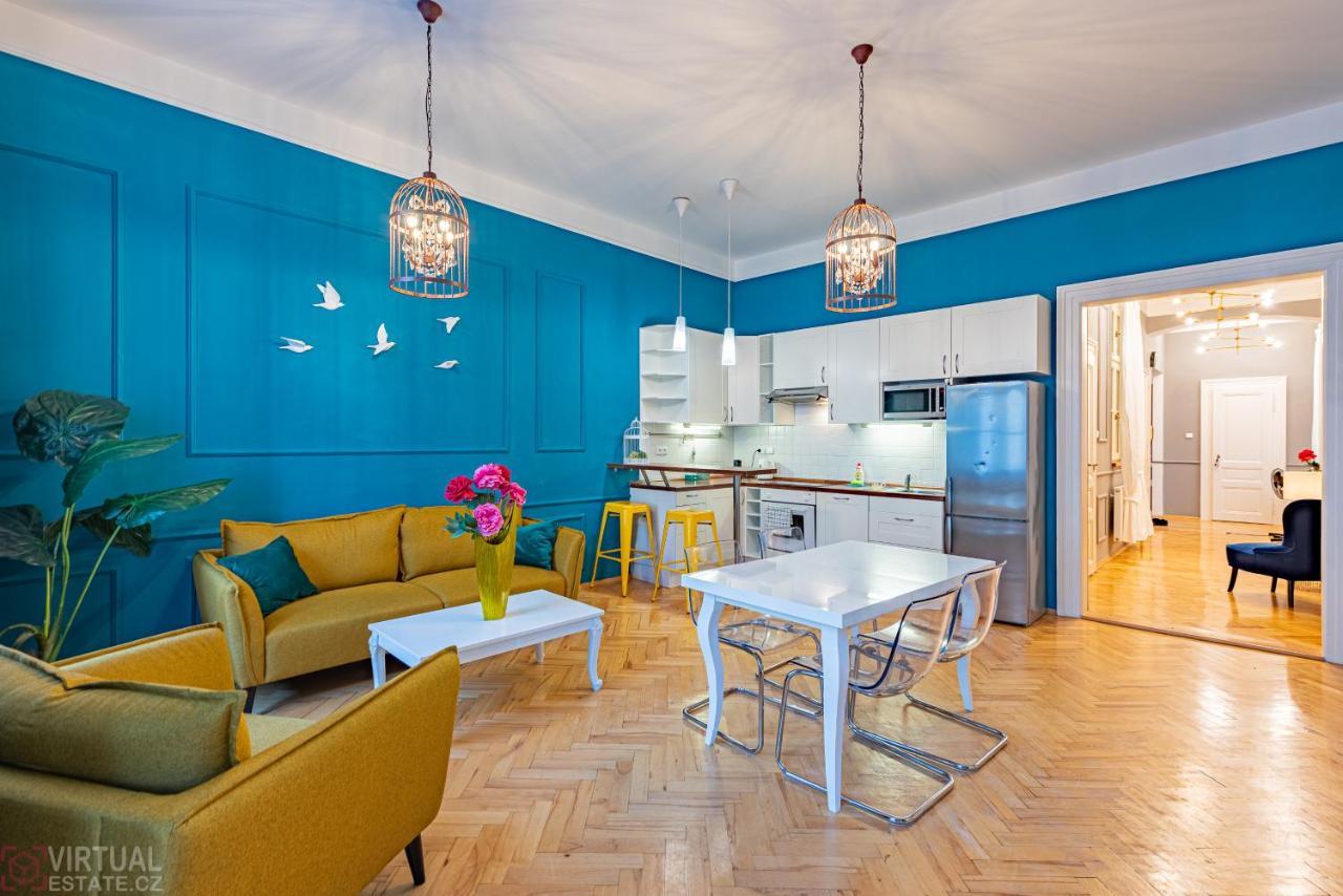 Colorful Wenceslas Square Apartment Prag Exteriör bild